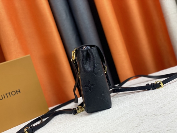 ルイヴィトンバッグ側面デザイン